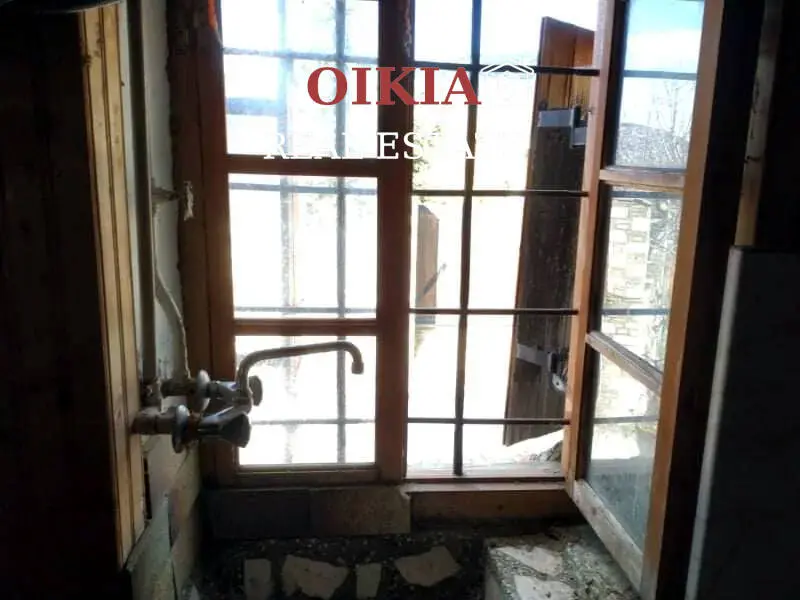 ΜΟΝΟΚΑΤΟΙΚΙΑ ΠΟΡΤΑΡΙΑ
