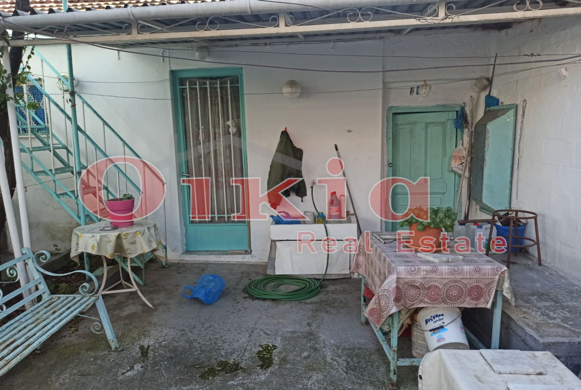 ΜΟΝΟΚΑΤΟΙΚΙΑ ΧΡΥΣΟΧΟΪΔΗ